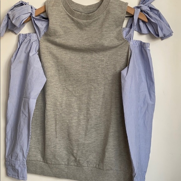 *GRAY* ASOS Cloud Stripe Cold-Shoulder Top, Size 4 - Picture 2 of 16